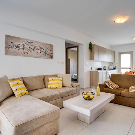 Lemon Paradise City Centre 200M From Beach Larnaca Esterno foto